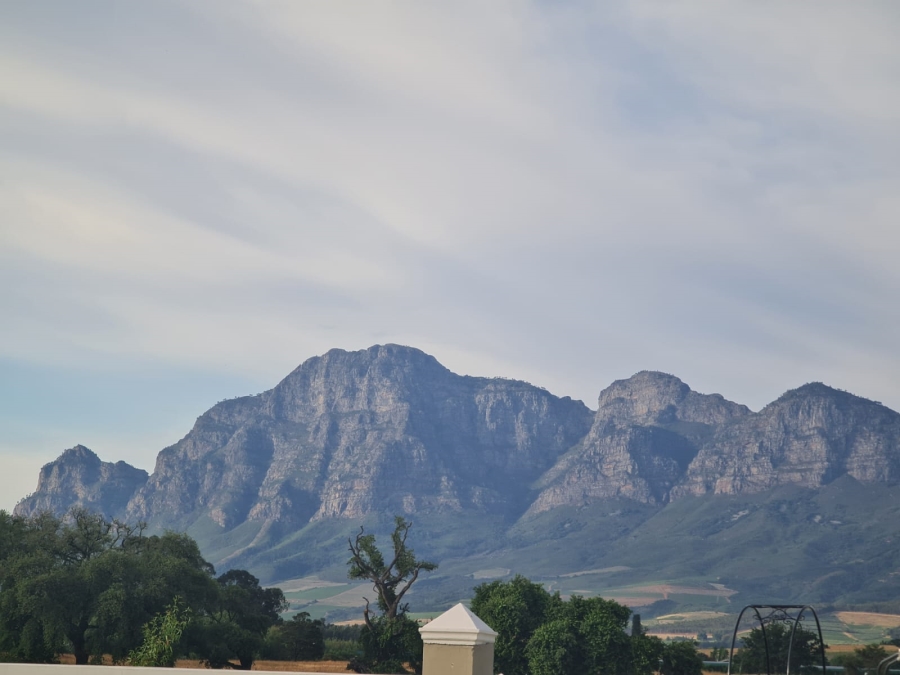 To Let 2 Bedroom Property for Rent in De Zoete Inval Western Cape